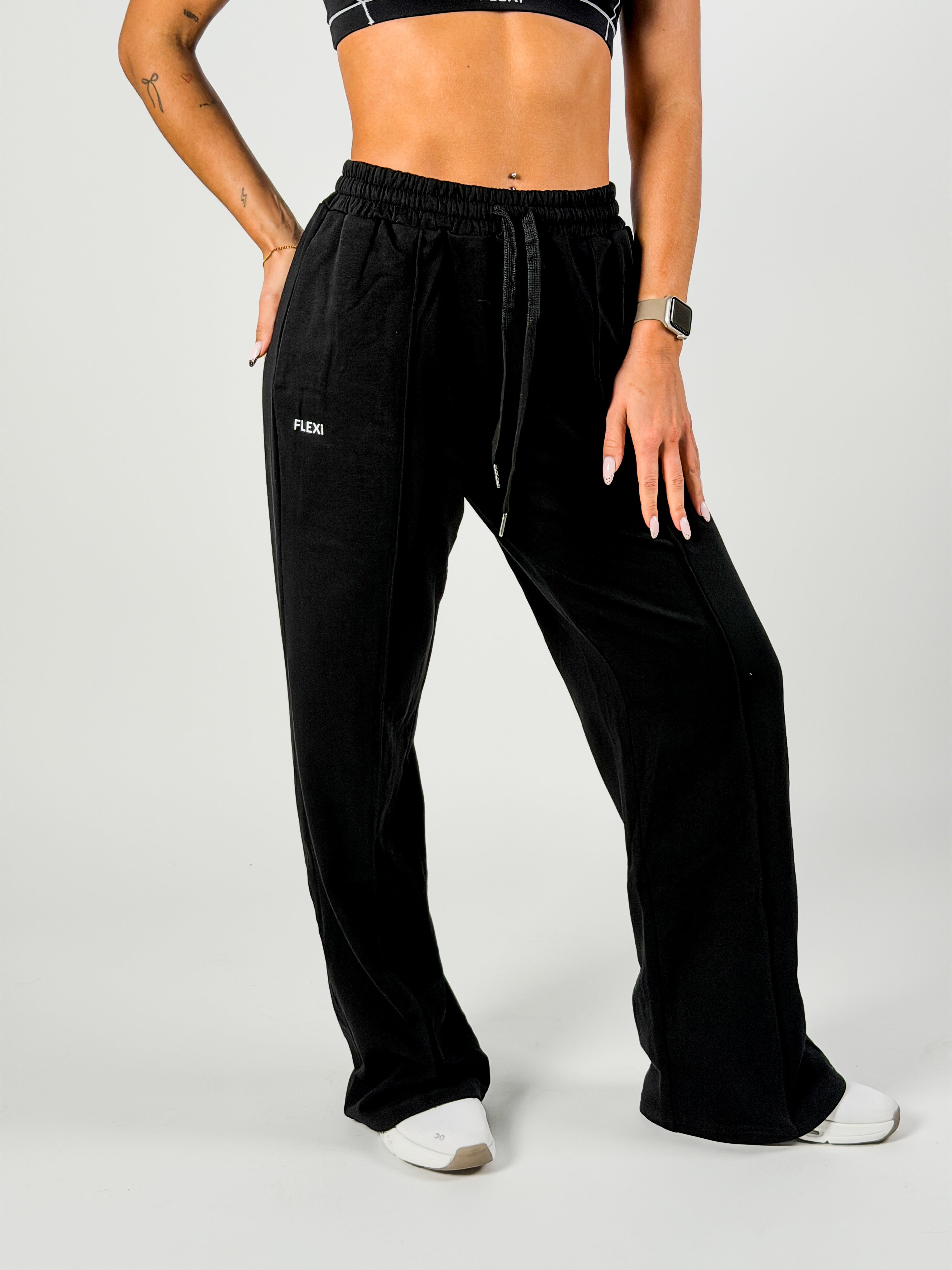 FLEXi Flow Black Joggers – Versatile Dance & Lifestyle Fit - FLEXi clo